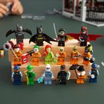76300-LEGO-dc-arkham-asylum -6-